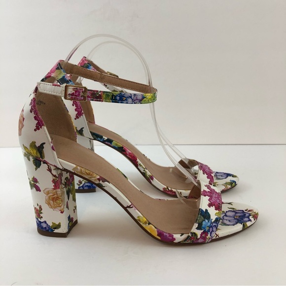 Madden Girl Shoes - Madden Girl Beella Floral Heels White Womens Dress Sandals. Size 8.5